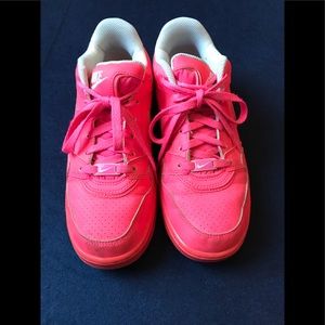 WORN NIKE AIR FORCE- Size 8.5